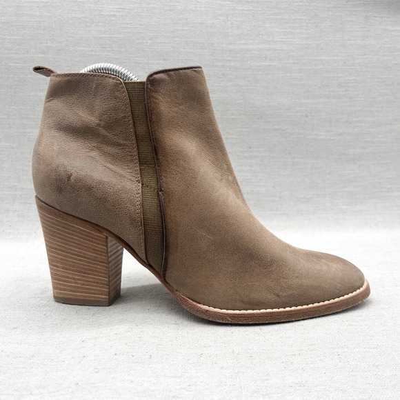 Aquatalia Boots Womens 10 Fiddle Bootie Shoes Light Brown Leather Chunky Heel - Picture 1 of 11